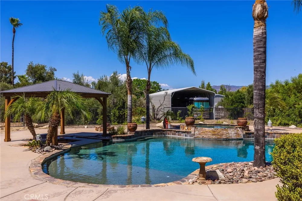 43000 Johnston Hemet, CA 92544
