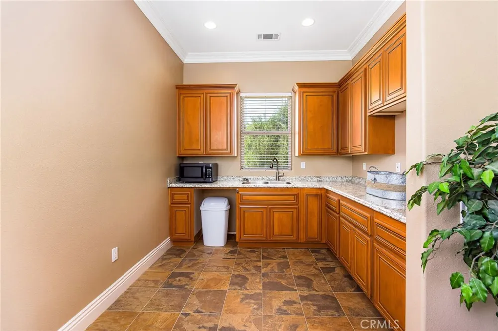 43000 Johnston Hemet, CA 92544