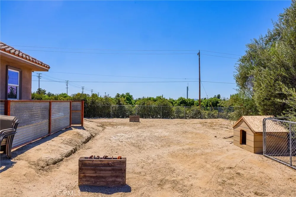 43000 Johnston Hemet, CA 92544