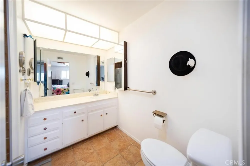 451 Olympia Hemet, CA 92543