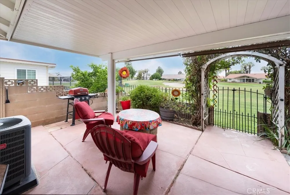 451 Olympia Hemet, CA 92543