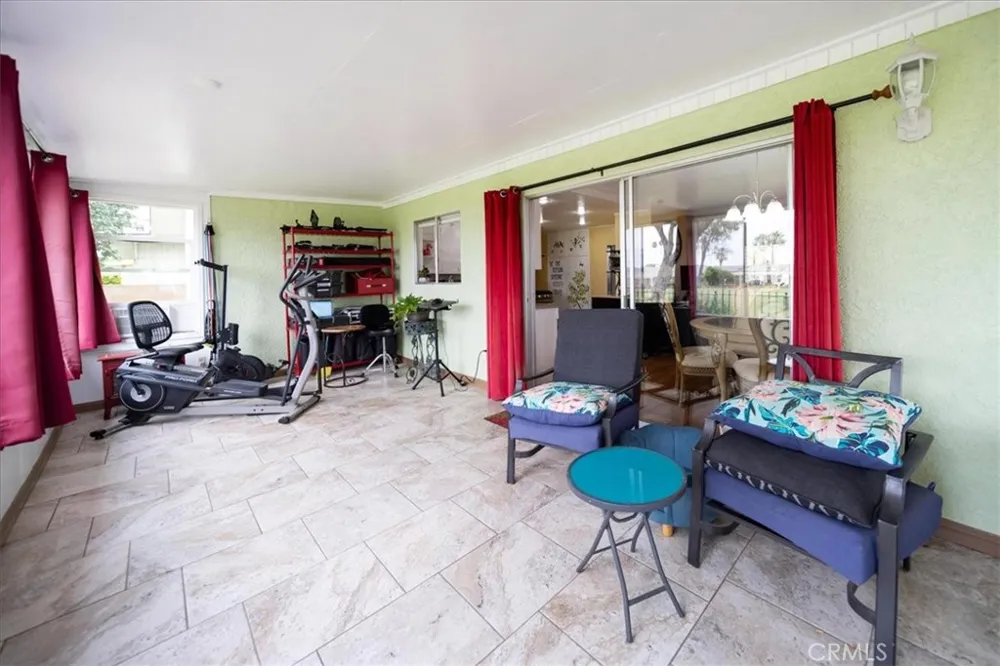 451 Olympia Hemet, CA 92543