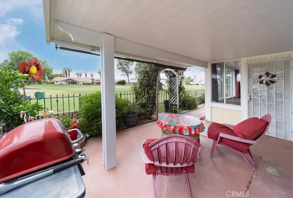 451 Olympia Hemet, CA 92543