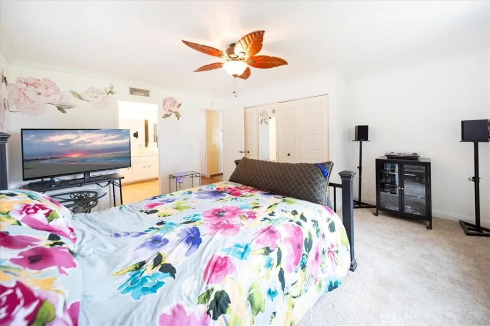 451 Olympia Hemet, CA 92543