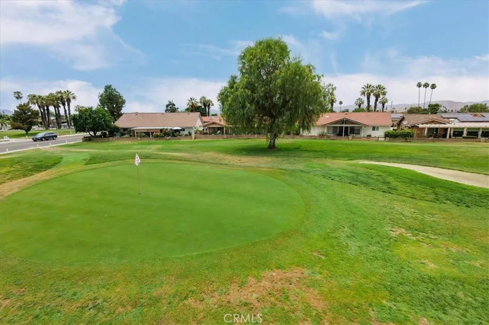451 Olympia Hemet, CA 92543