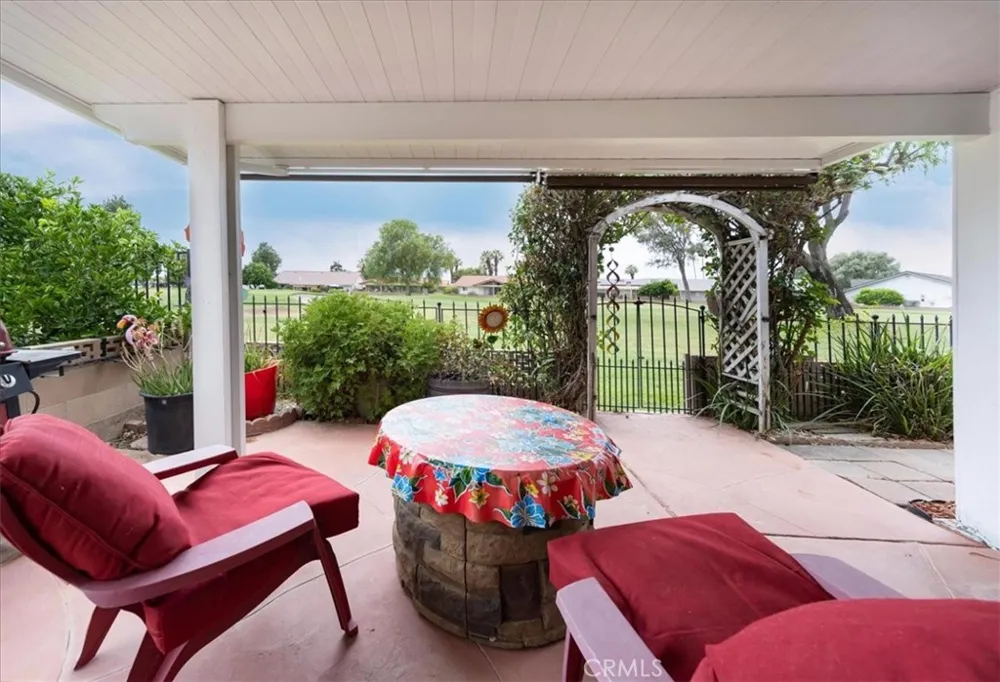 451 Olympia Hemet, CA 92543