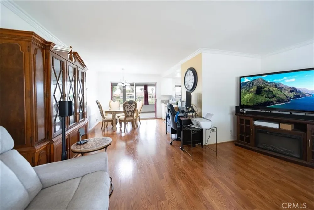 451 Olympia Hemet, CA 92543
