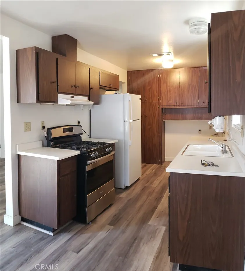 2125 San Bernardo Hemet, CA 92545