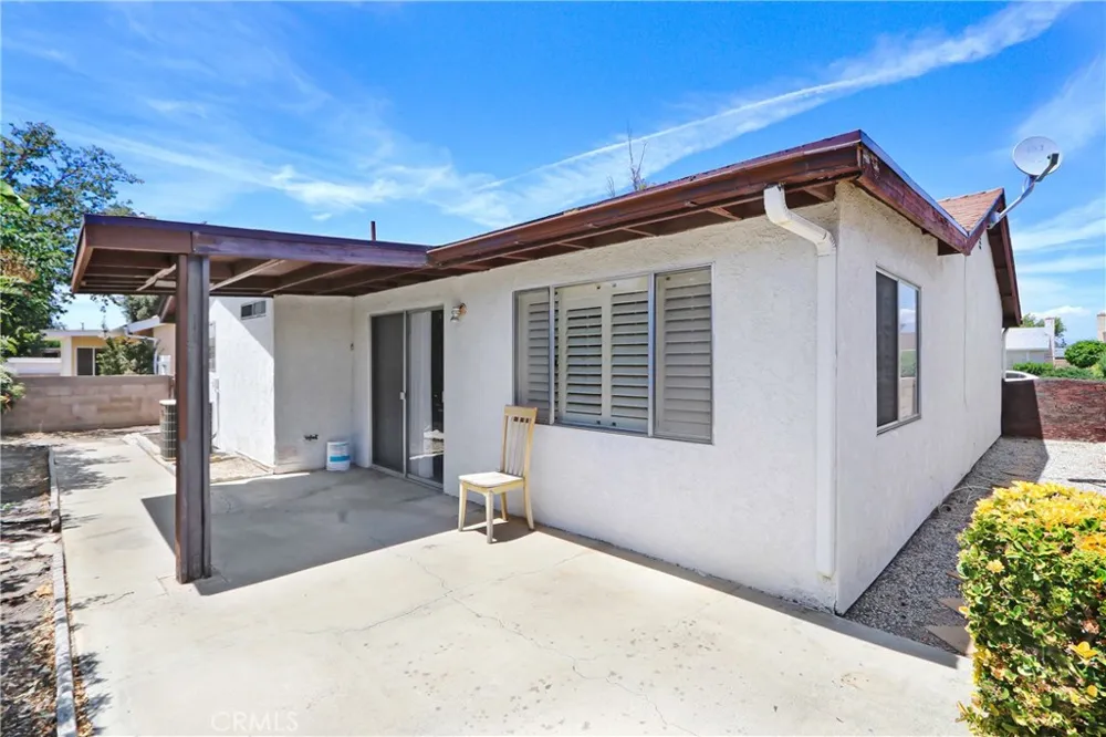 2230 El Rancho Hemet, CA 92545