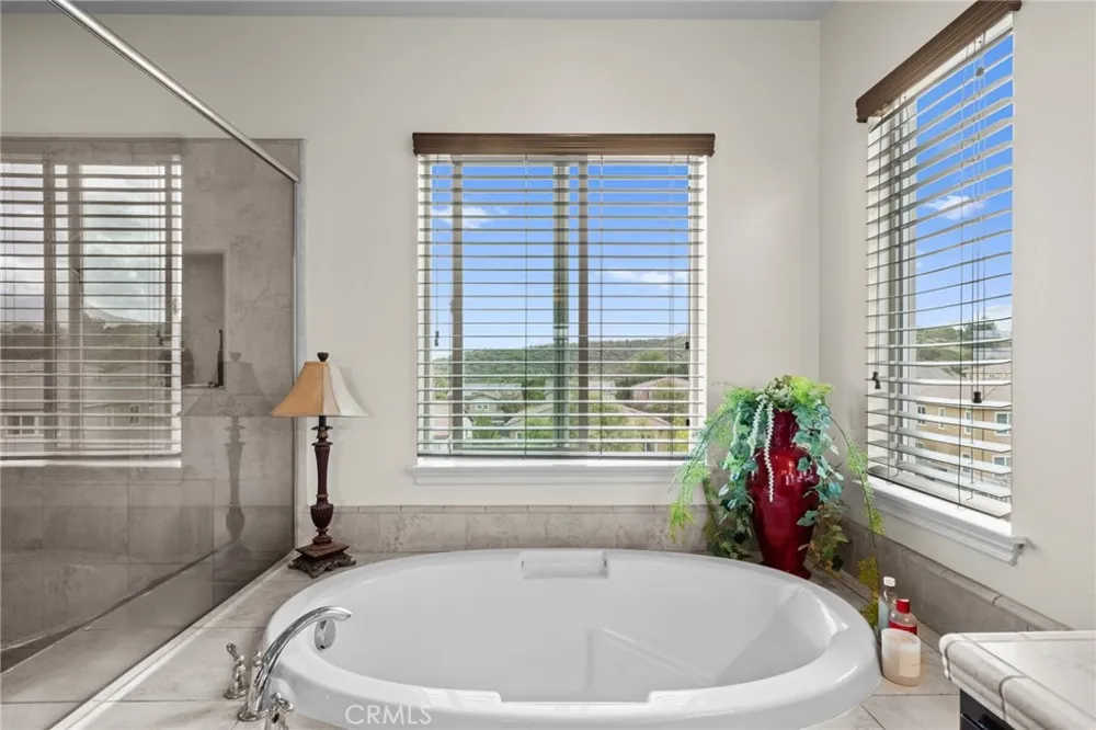 45936 Camino Rubi Temecula, CA 92592