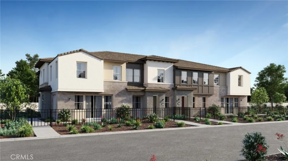 2882 E Bottas Priveado Ontario, CA 91762