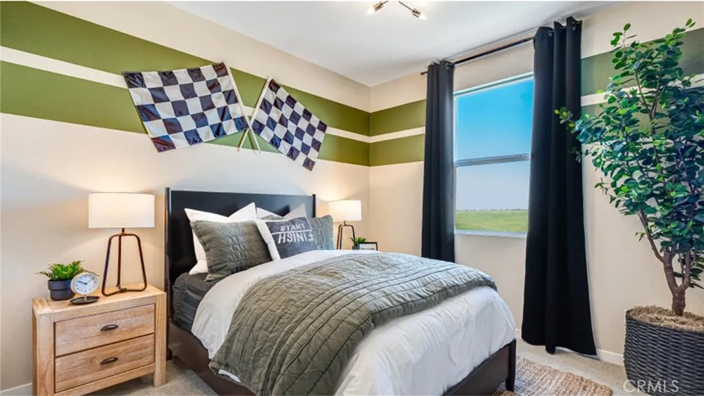 2882 E Bottas Priveado Ontario, CA 91762