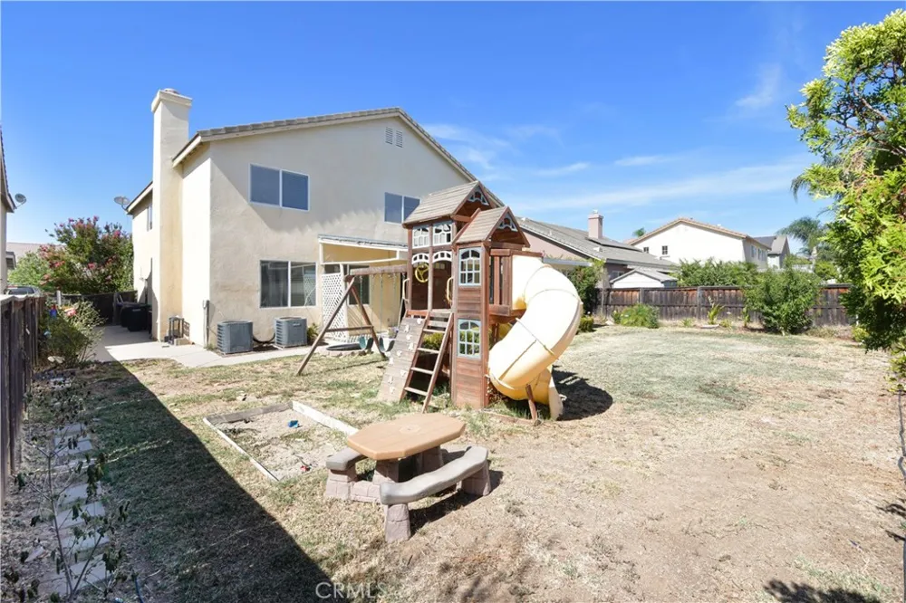 23281 Highland Oaks Court Wildomar, CA 92595