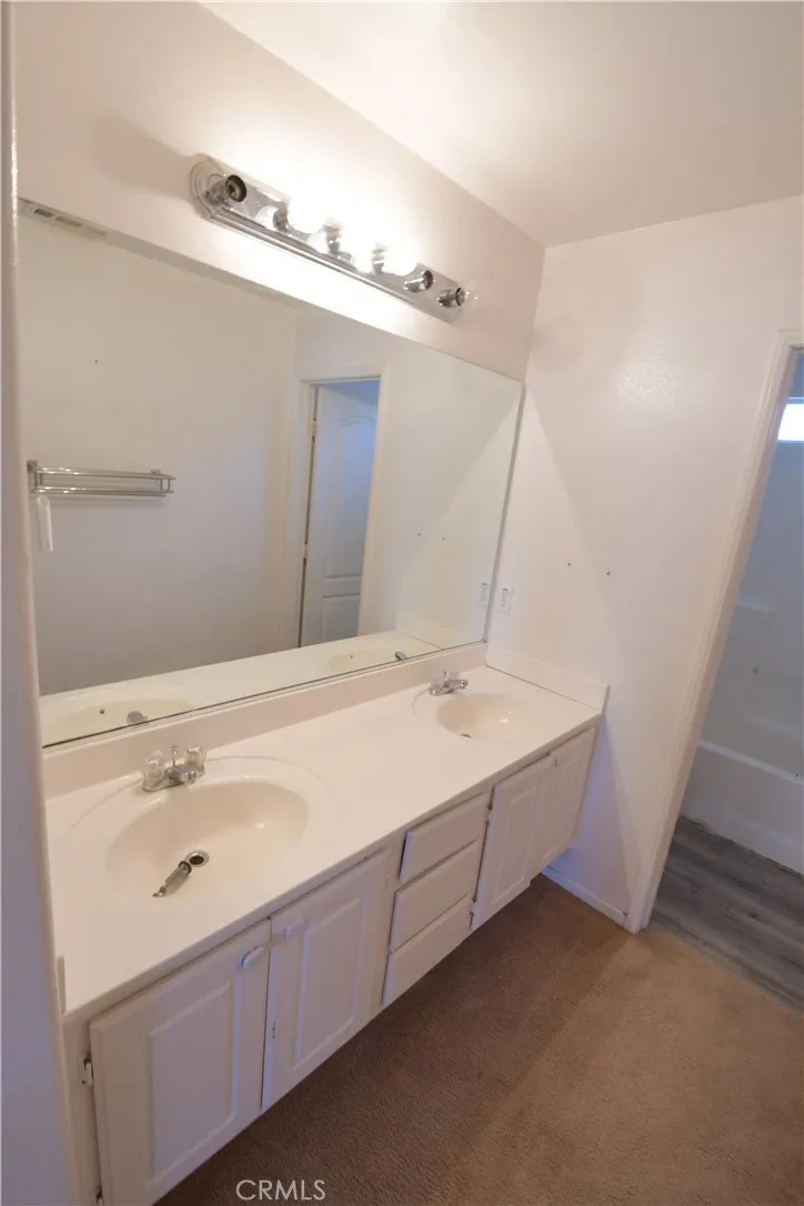 23281 Highland Oaks Court Wildomar, CA 92595