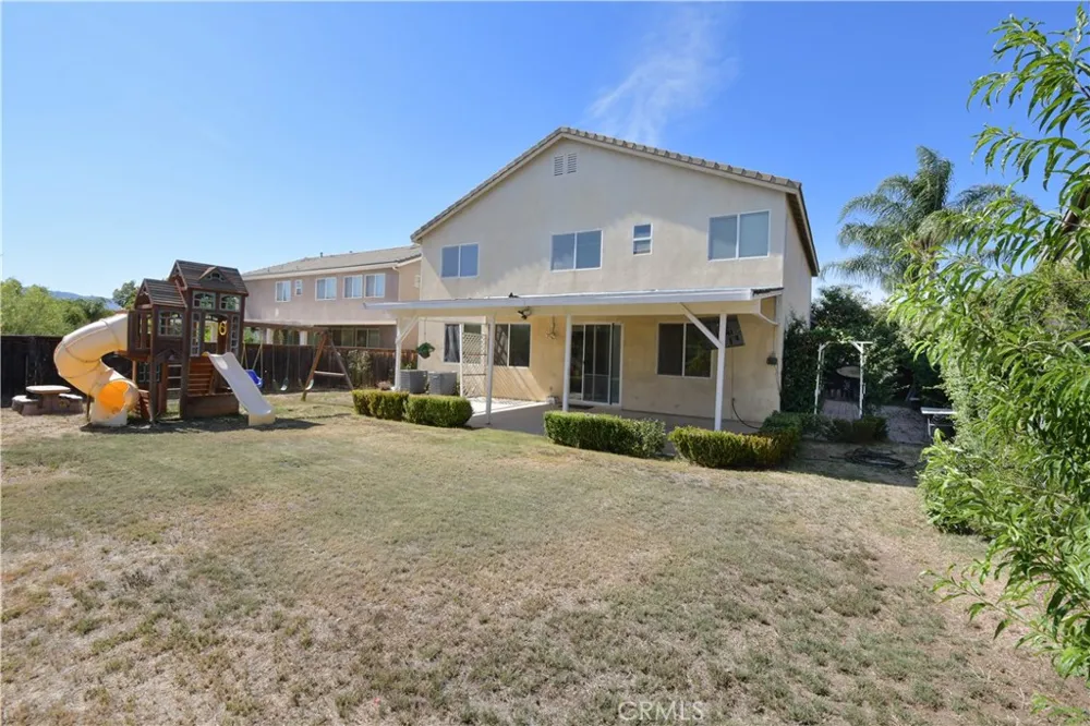 23281 Highland Oaks Court Wildomar, CA 92595