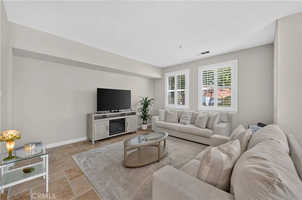 28947 Frankfort Temecula, CA 92591