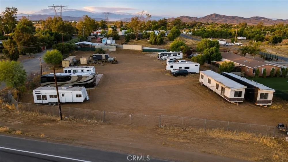 26226 State Highway 74 Perris, CA 92570
