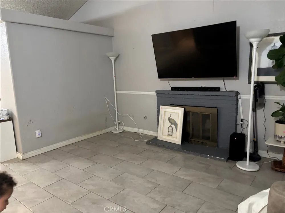5311 Katrina Palmdale, CA 93552