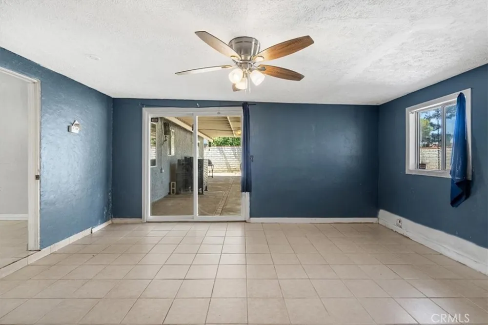 5311 Katrina Palmdale, CA 93552