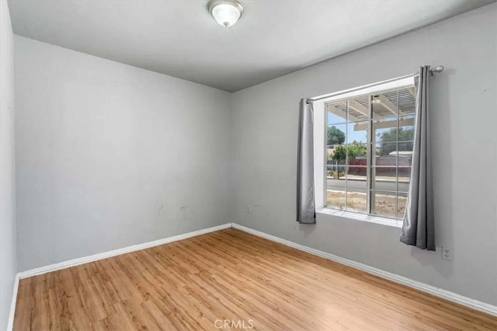 5311 Katrina Palmdale, CA 93552