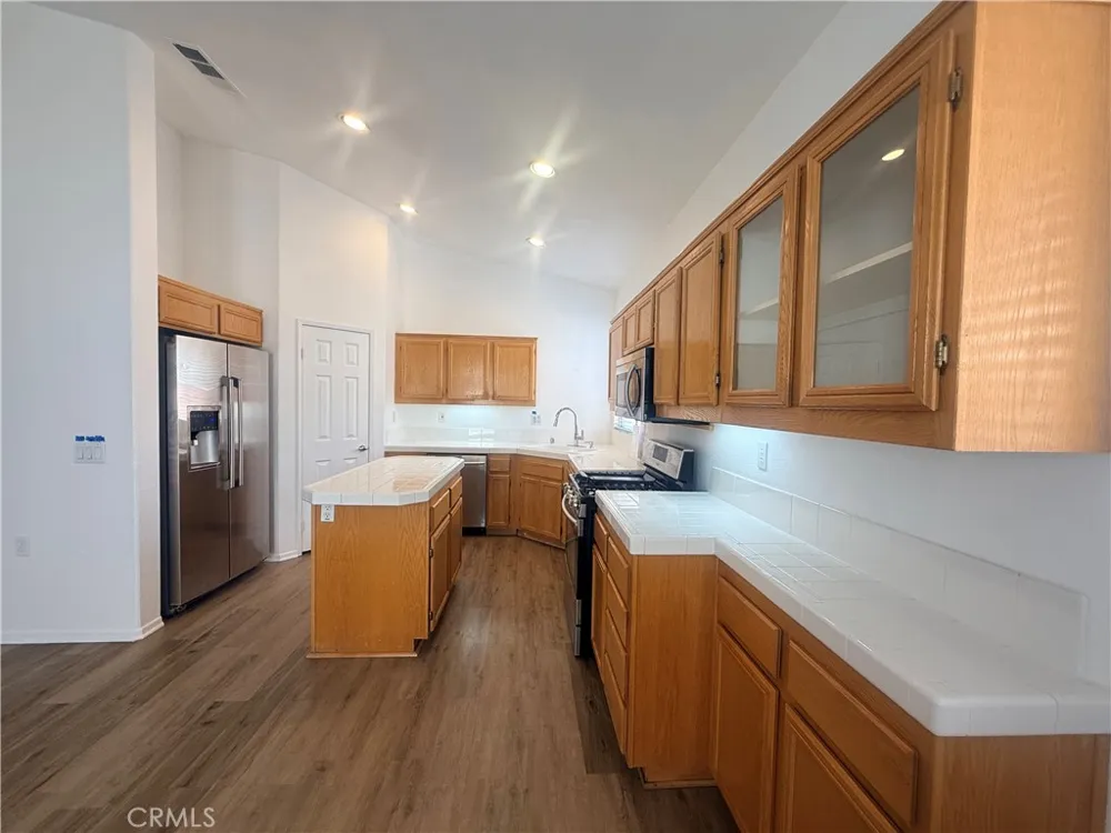 26805 China Romoland, CA 92585