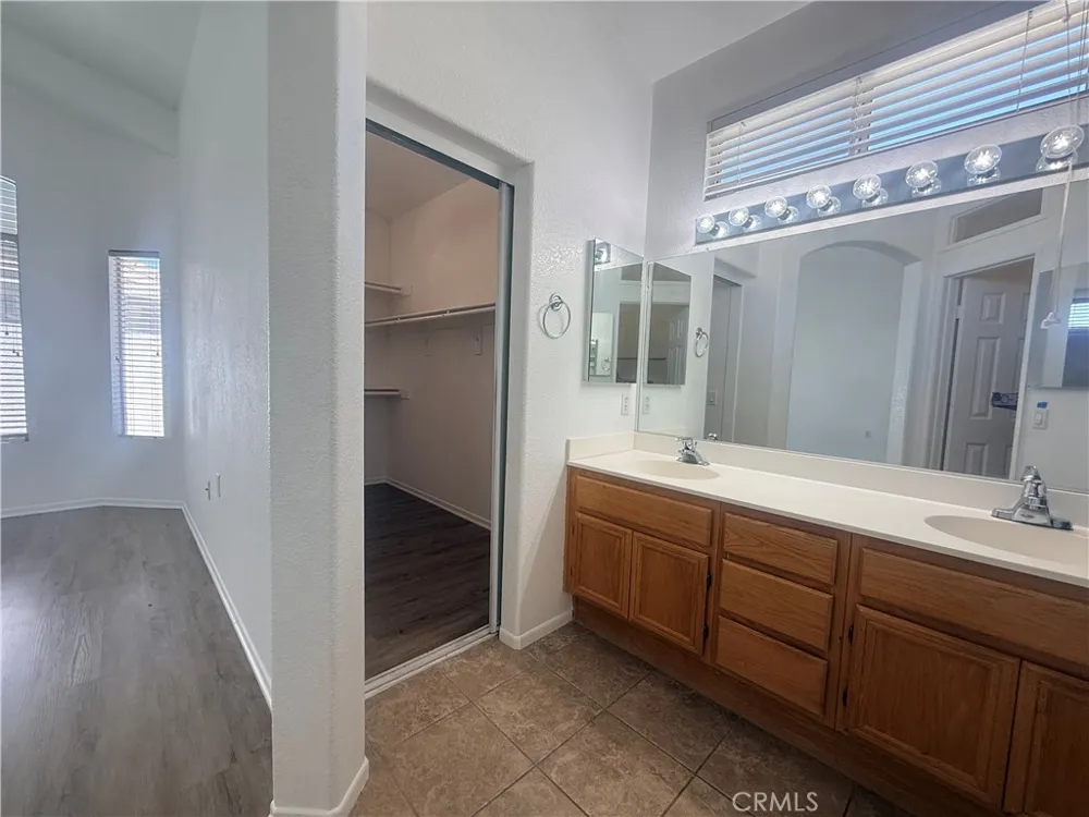 26805 China Romoland, CA 92585
