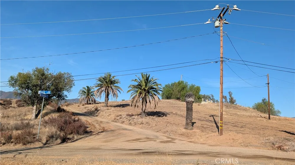 1 Hill Avenue Lake Elsinore, CA 92530