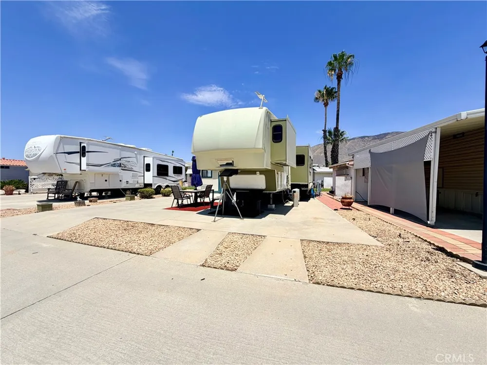 827 Deerwood Drive San Jacinto, CA 92583