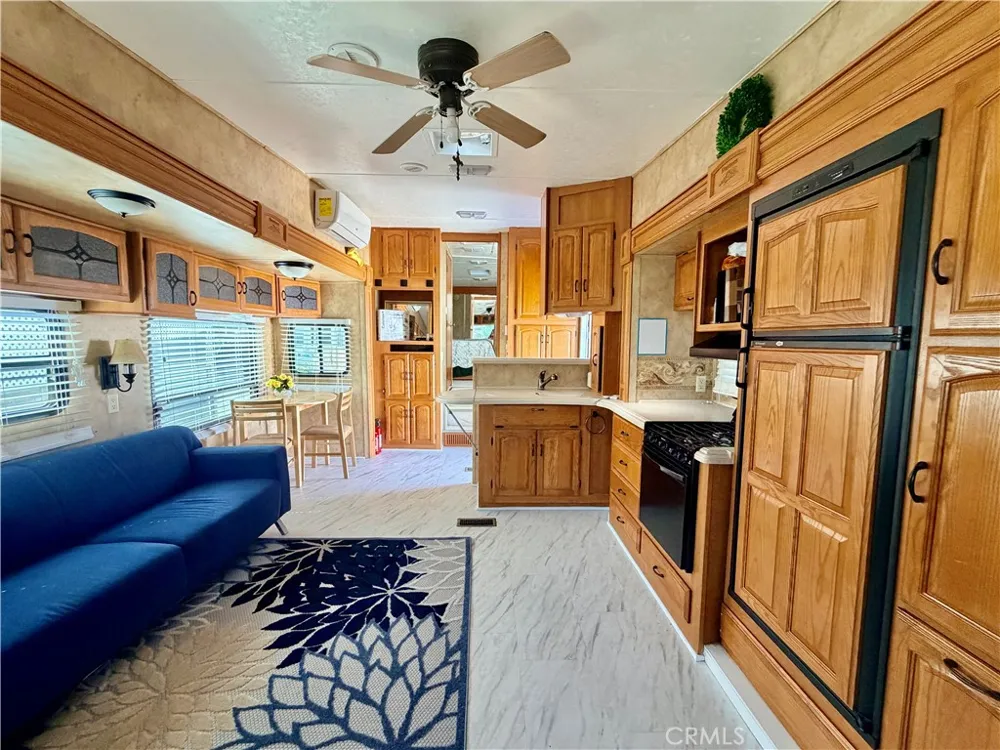 827 Deerwood Drive San Jacinto, CA 92583