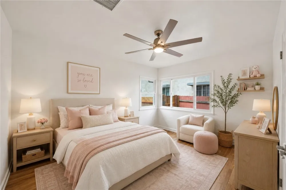 6848 E Los Santos Long Beach, CA 90815