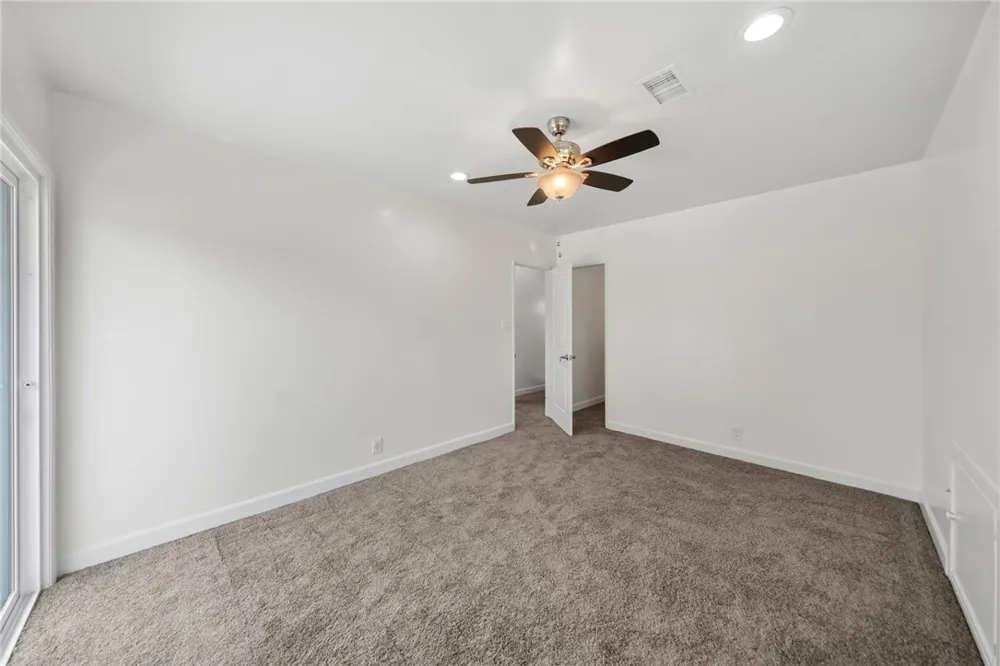6848 E Los Santos Long Beach, CA 90815