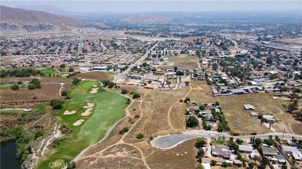 3450 Scenic Drive Riverside, CA 92509