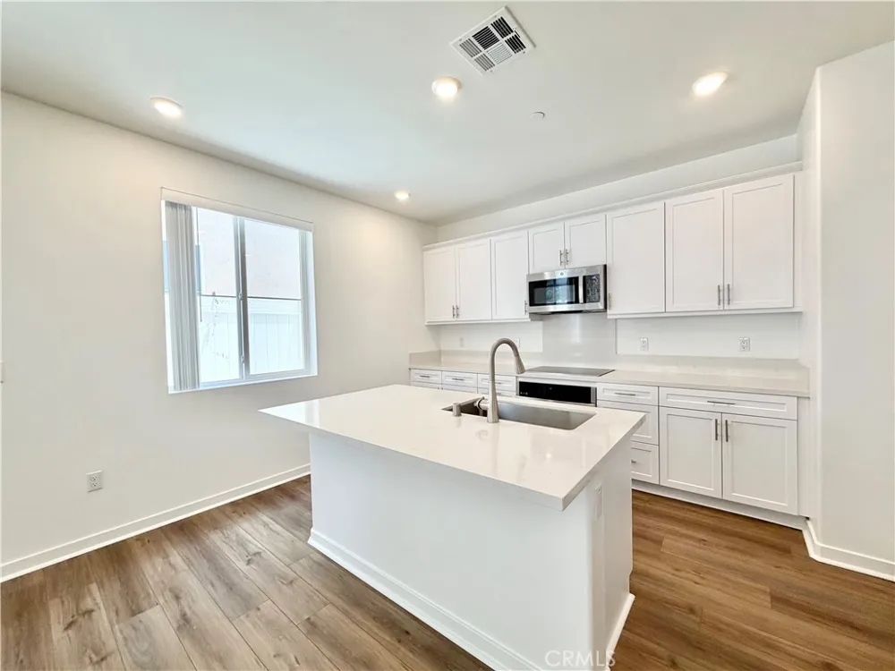 31404 Lolite Drive Winchester, CA 92596