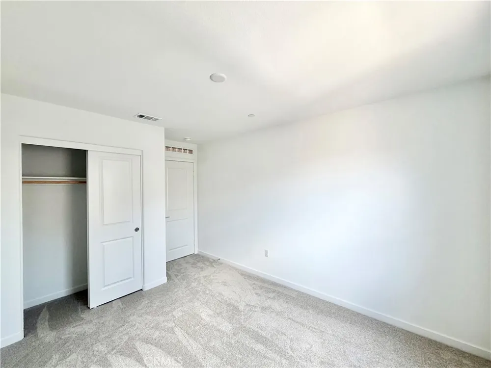 31404 Lolite Drive Winchester, CA 92596