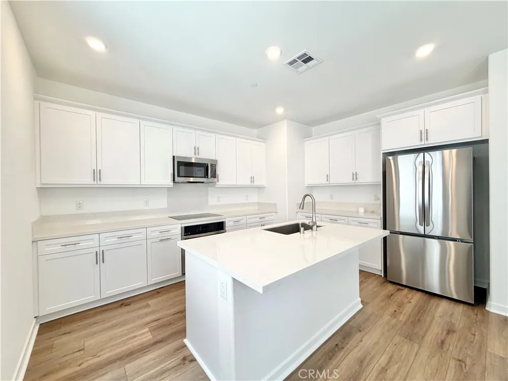 31404 Lolite Drive Winchester, CA 92596