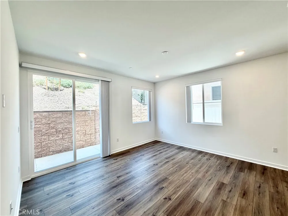 31404 Lolite Drive Winchester, CA 92596