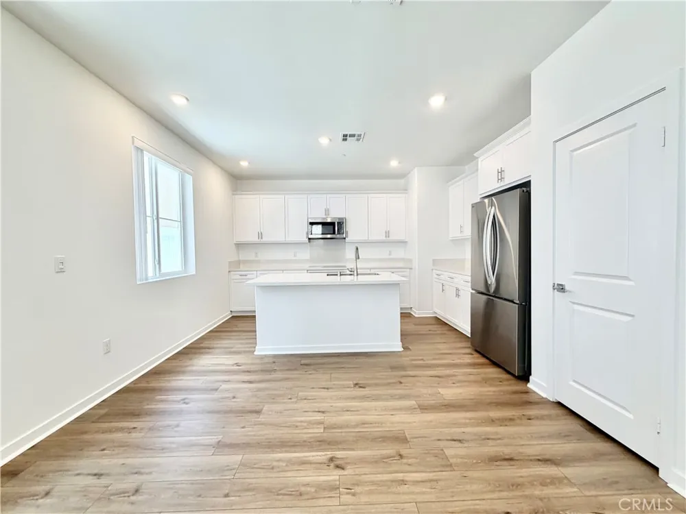 31404 Lolite Drive Winchester, CA 92596