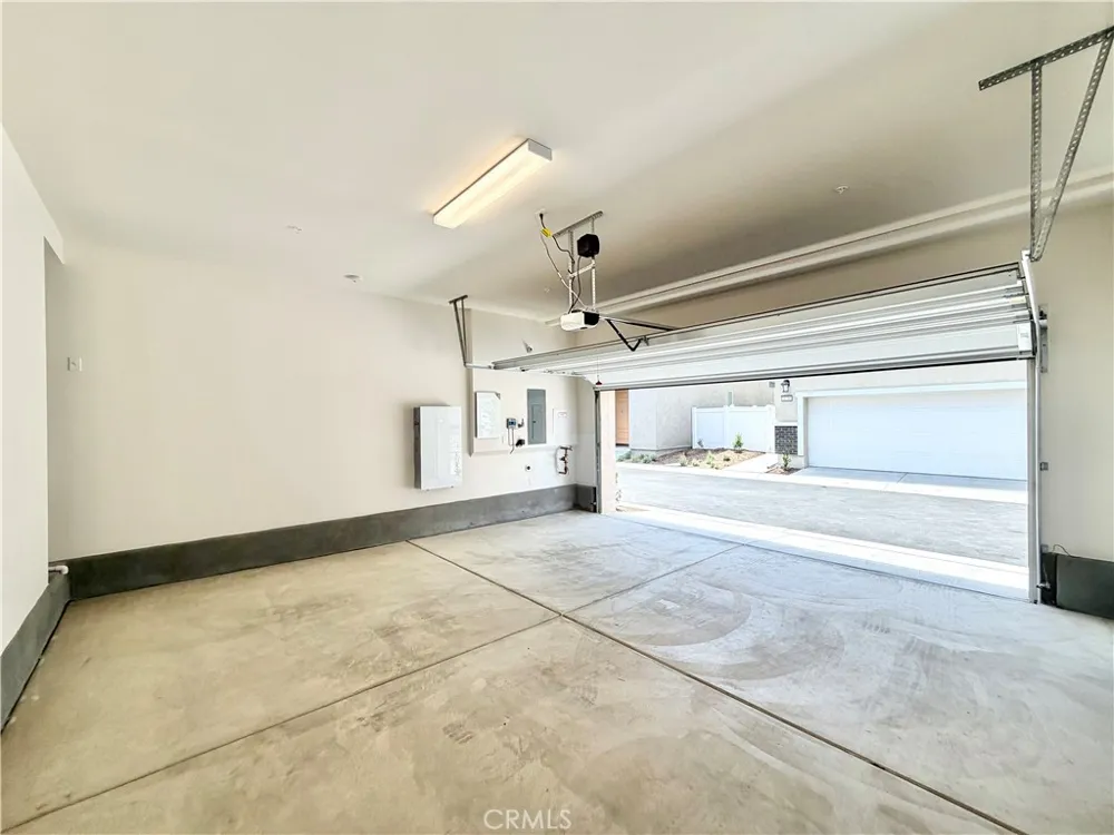 31404 Lolite Drive Winchester, CA 92596