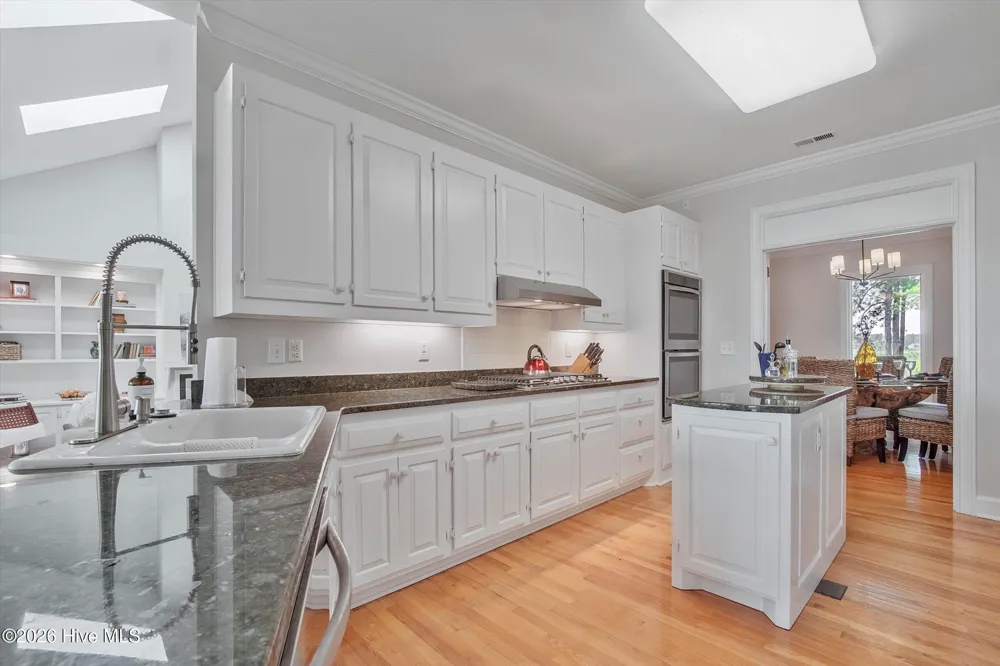 1231 Greenbriar Place Vass, NC 28394