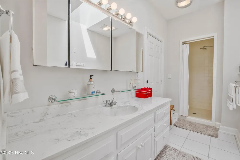1231 Greenbriar Place Vass, NC 28394