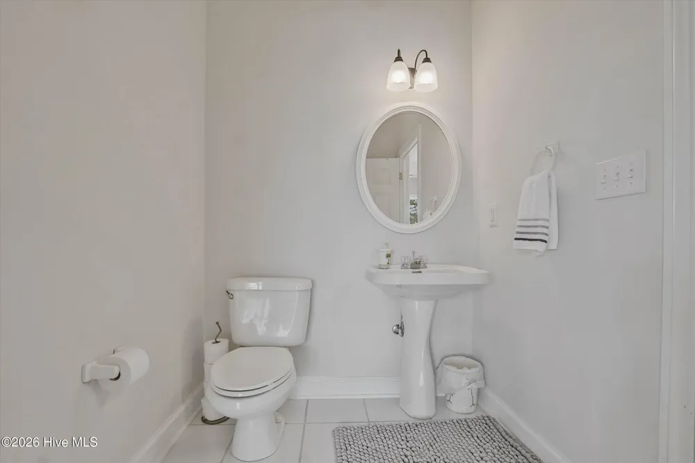 1231 Greenbriar Place Vass, NC 28394
