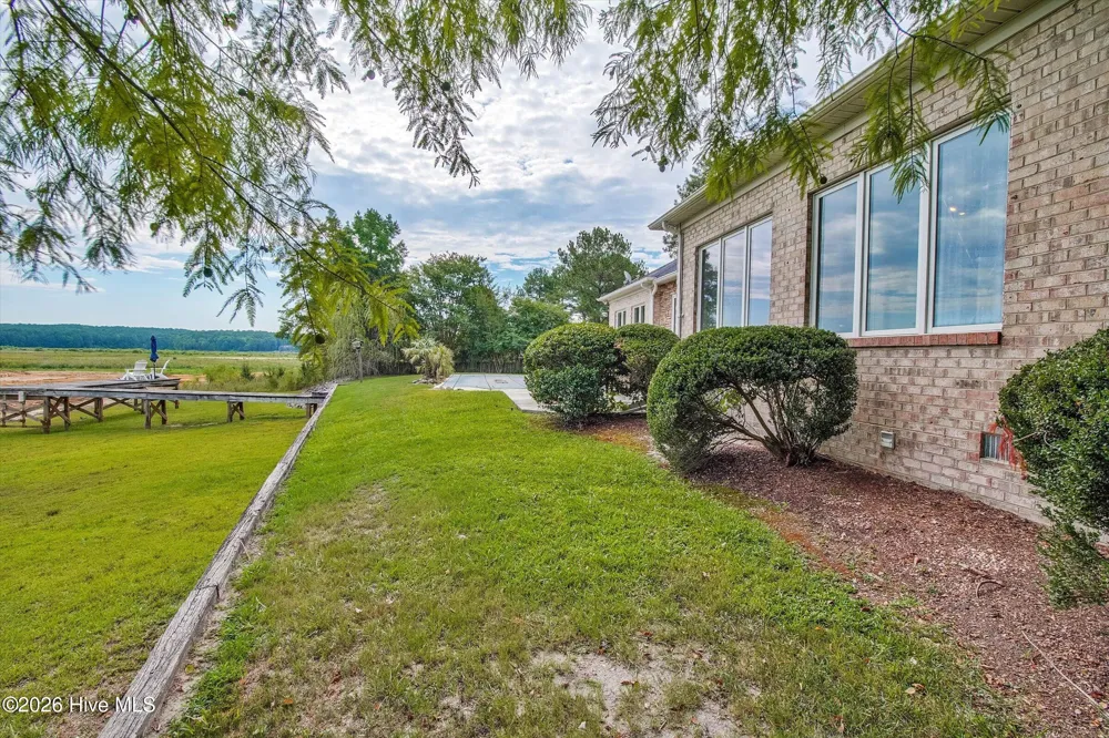 1231 Greenbriar Place Vass, NC 28394