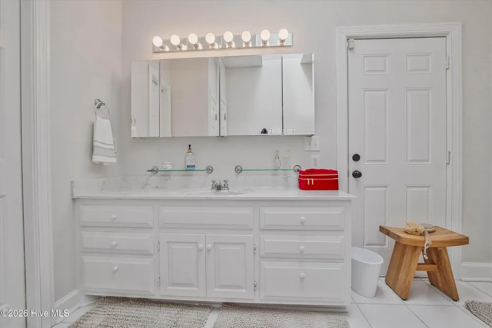 1231 Greenbriar Place Vass, NC 28394