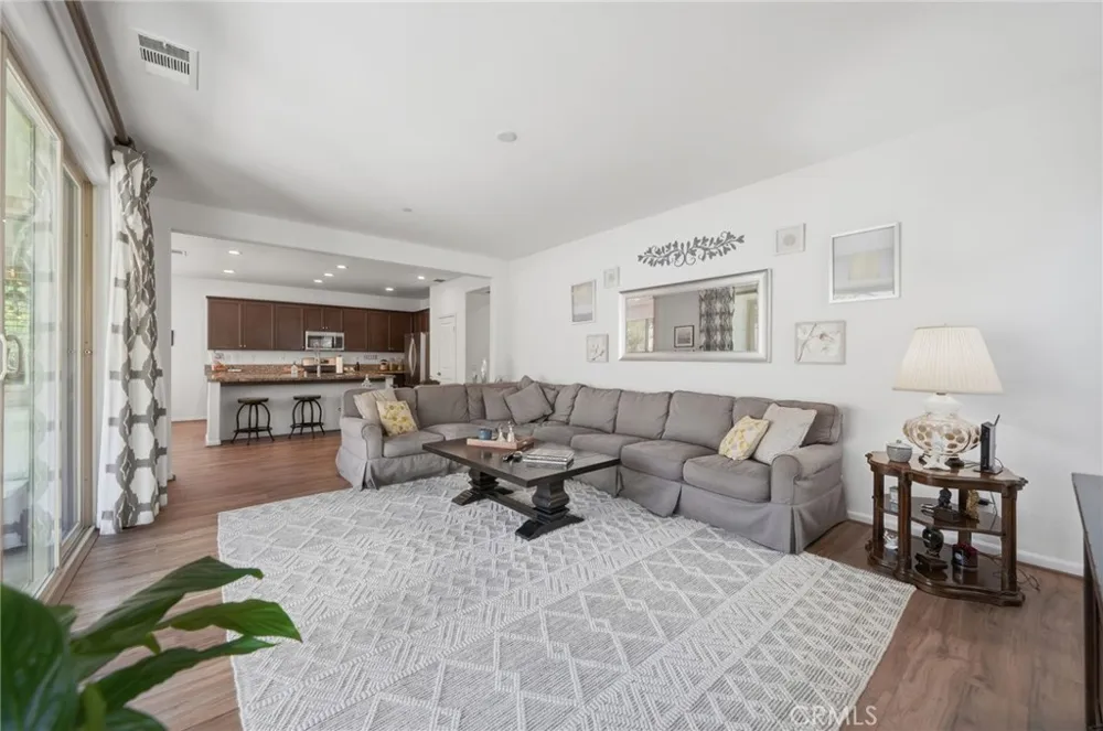 24232 Pansy Way Lake Elsinore, CA 92532