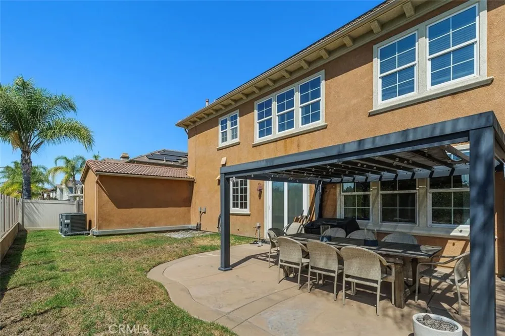 40340 Charlesburg Temecula, CA 92591