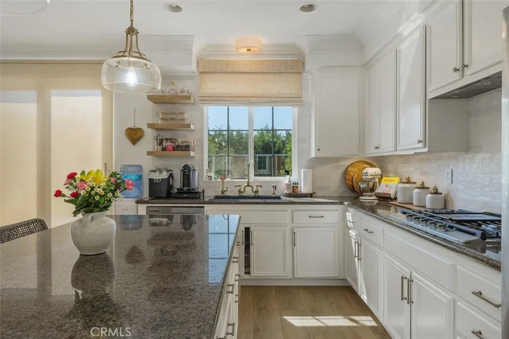 40340 Charlesburg Temecula, CA 92591
