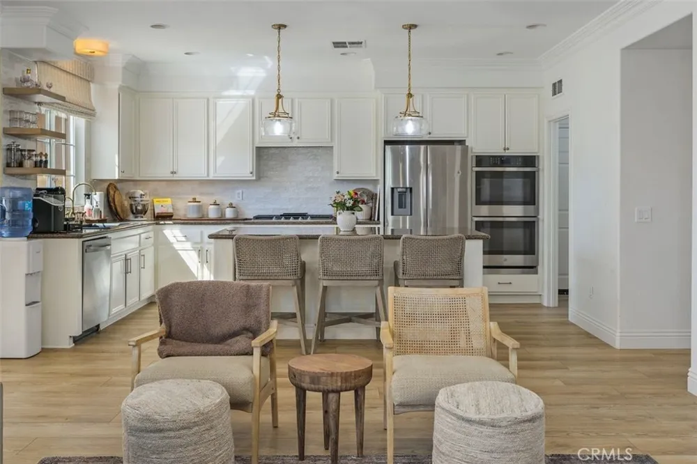 40340 Charlesburg Temecula, CA 92591