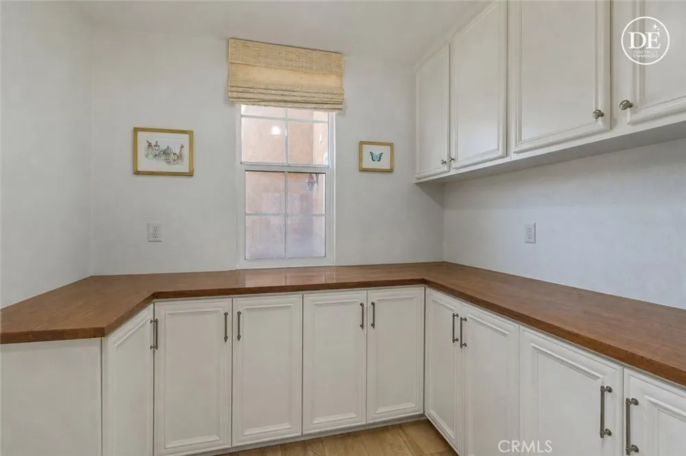 40340 Charlesburg Temecula, CA 92591