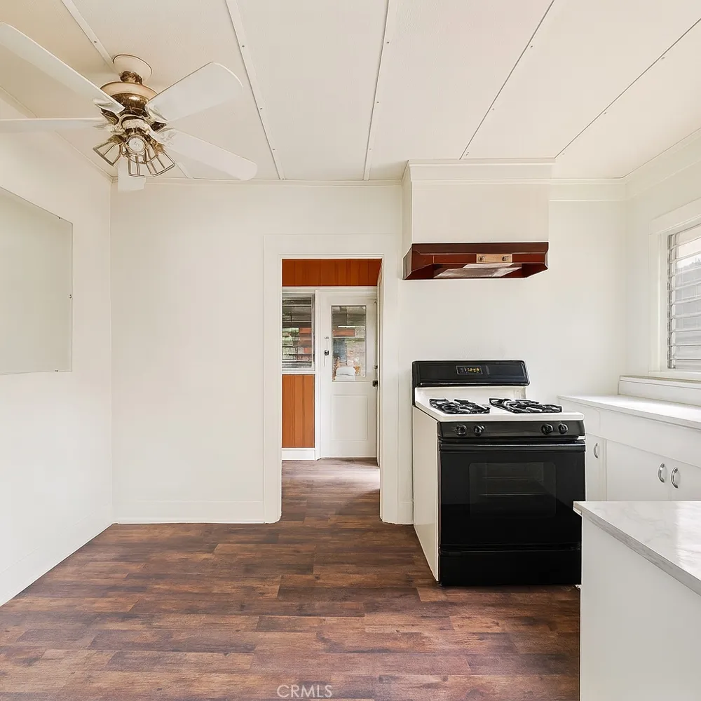401 W Graham Lake Elsinore, CA 92530