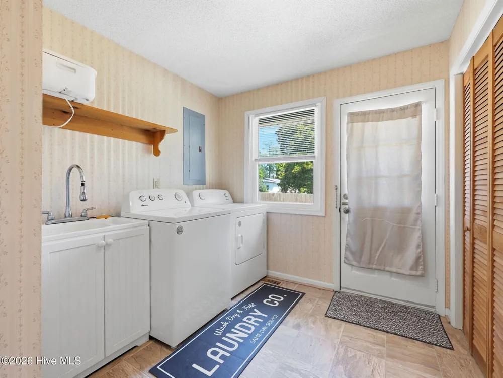 778 Wetherington Landing Road Stella, NC 28582